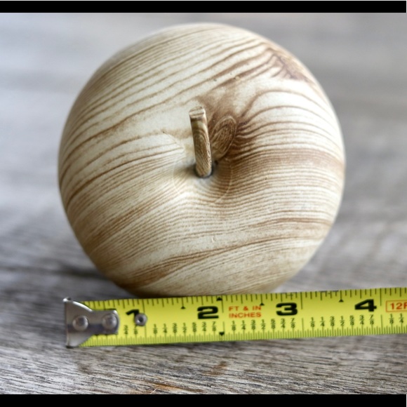 Vintage wooden Apple - Picture 2 of 6